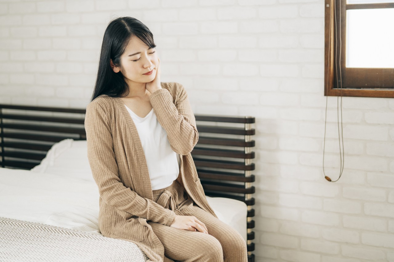 首の痛み・しびれなどの症状はございませんか？