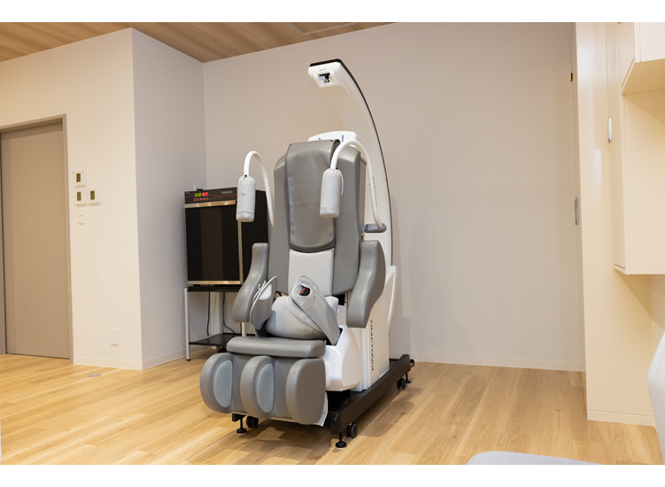 能動型自動間欠牽引装置